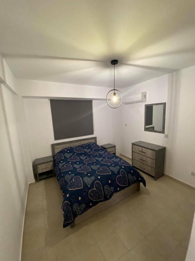 Cosy Apartment In Kato Paphos With Pool Access Eksteriør billede